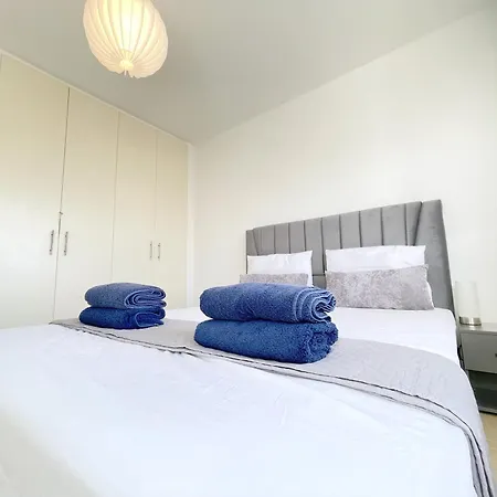 Sunset Pearl Apt. - 아이아 나파